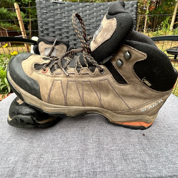 Men’s Scarpa Moraine Plus Mid GTX Hiking Boot - Picture 7 of 9
